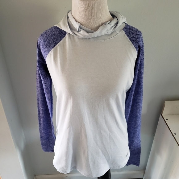 Under Armour Hooded Athletic Long Sleeve - Picture 1 of 6